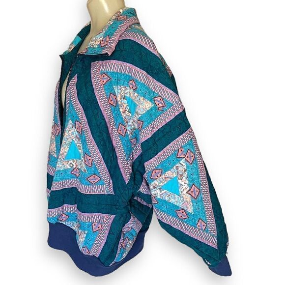 Vintage 1980’s Quilted Triangular Patchwork Batwing 3/4 Sleeve Bomber Jacket - Picture 6 of 16